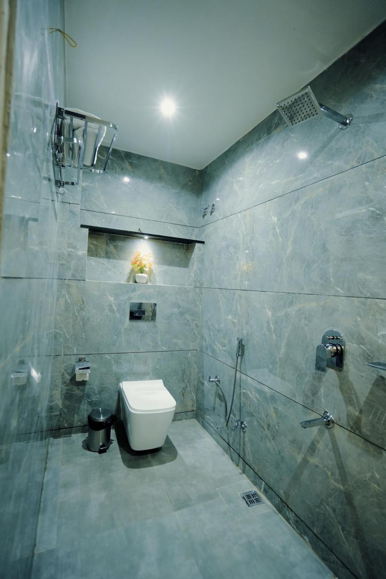 Hotel Jk Palace Prayagraj Esterno foto