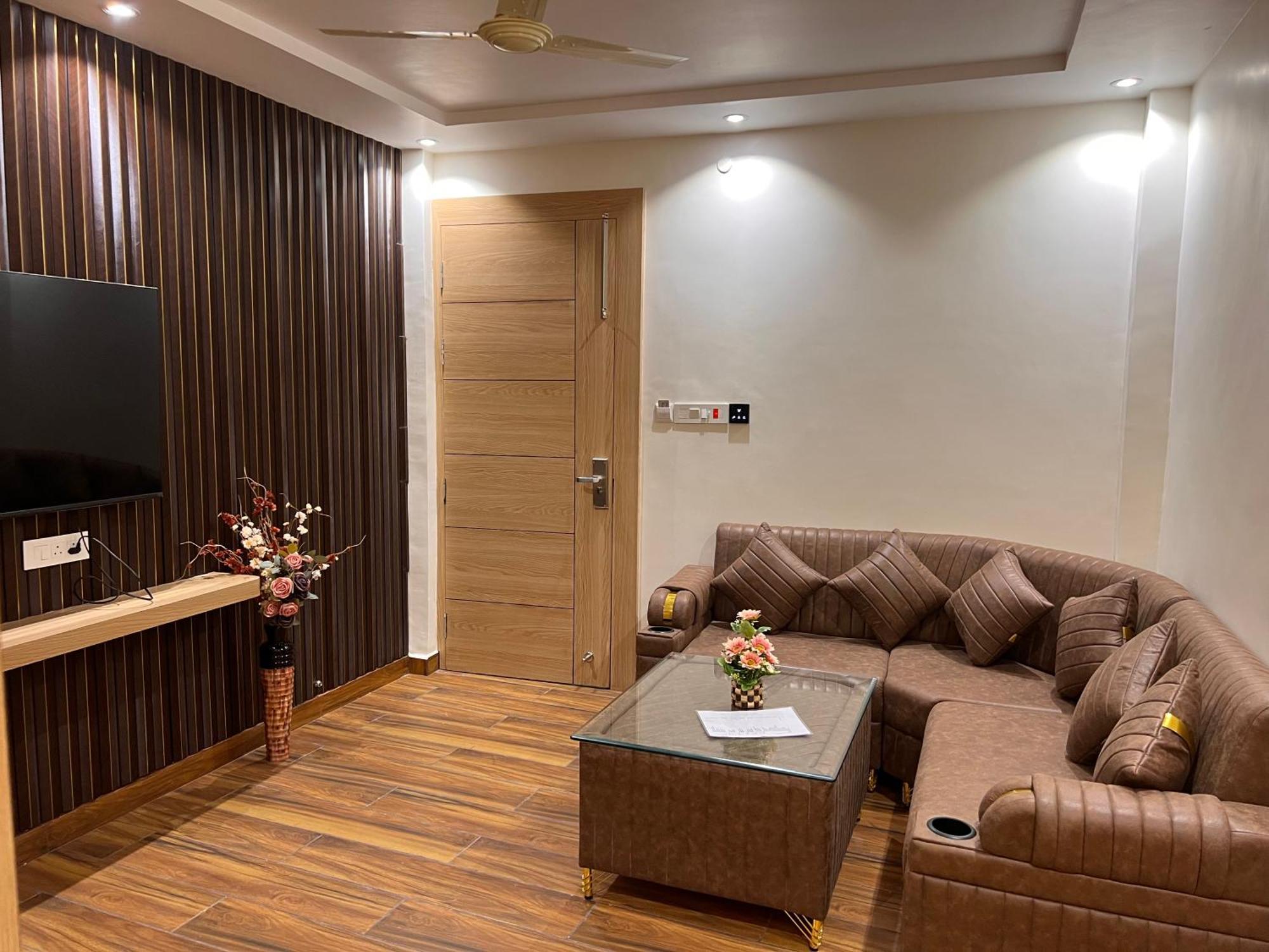 Hotel Jk Palace Prayagraj Esterno foto
